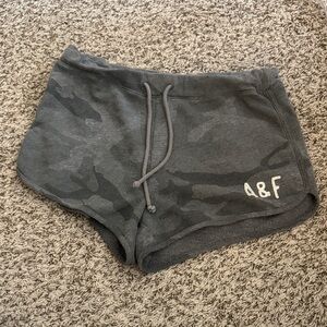 Abercrombie & Fitch Women's Gray Camo Lounge Shorts Size Medium Y2K